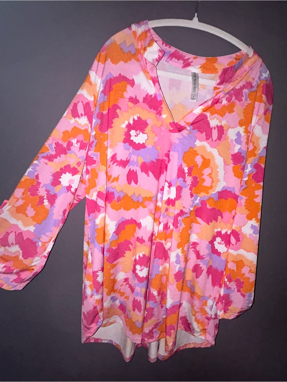Dear Scarlett Women’s Pink Floral V-Neck Long Sleeve Top
